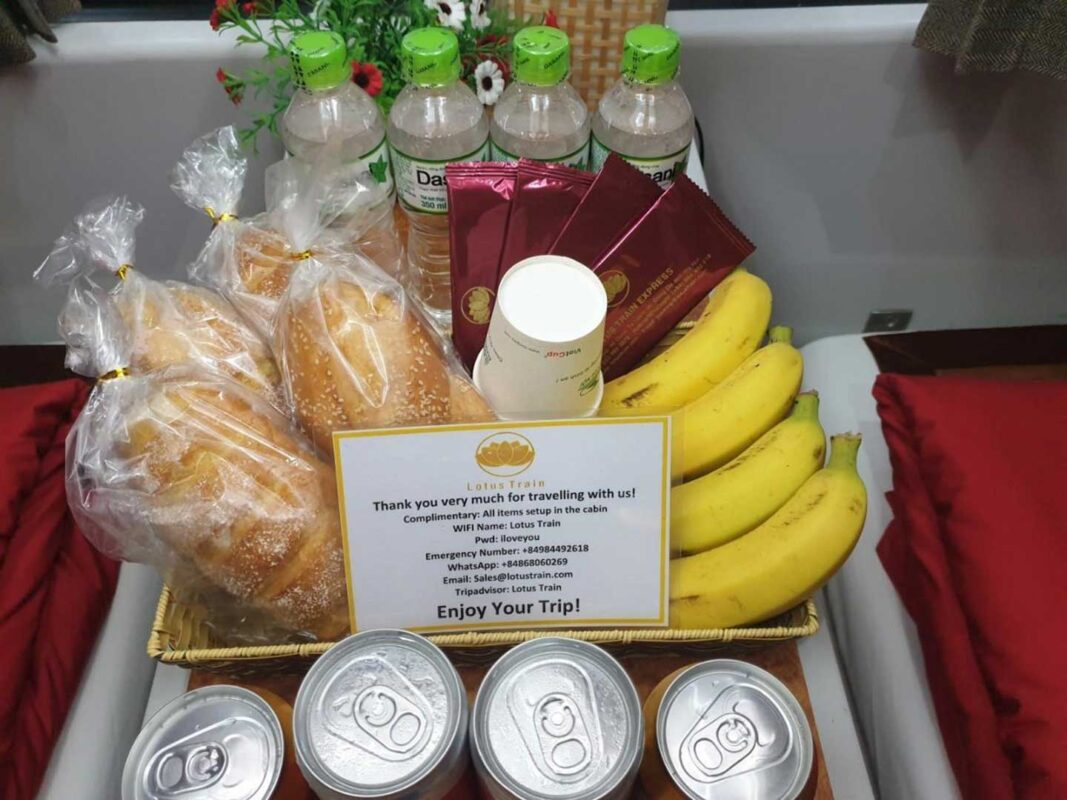 Lotus Train Vietnam: Train from Hanoi to Sapa