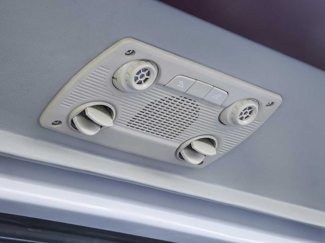 Lotus Train Vietnam: Train from Hanoi to Sapa