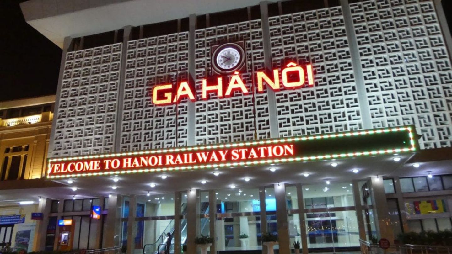 Hanoi Train Station: A Journey Through Vietnam's Rail Heartbeat 7 Busy platforms at Hanoi Train Station